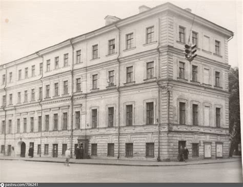 Проспект Римского-Корсакова, 22