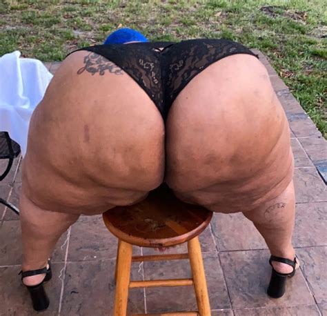 Big Juicy Got A Fat Fat Ass Porn Pictures XXX Photos Sex Images