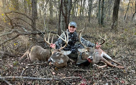 Whitetail Hunting Tips: How to Hunt a Barnyard Buck