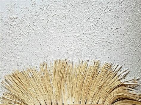 Slap Stick Ceiling Texture Crow S Feet Bristle Brush On Wall Stock