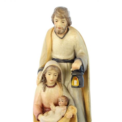 Statue de la Sainte Famille en Bois Coloré de 15 cm Une Œuvre Sacrée