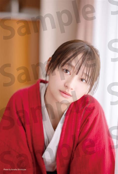 日向坂46 影山優佳1st写真集「知らないことだらけ」【星野書店限定ポストカード付】 星野書店オンライン