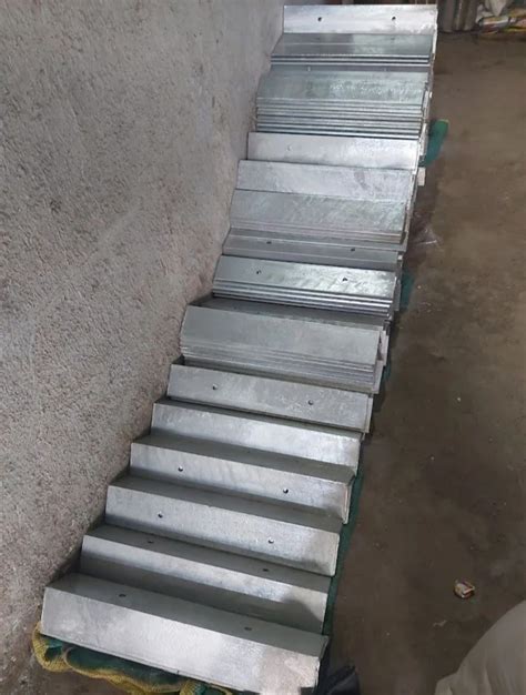 L Shaped Hot Dip Galvanized Ms Angle For Construction At Kg In Mumbai