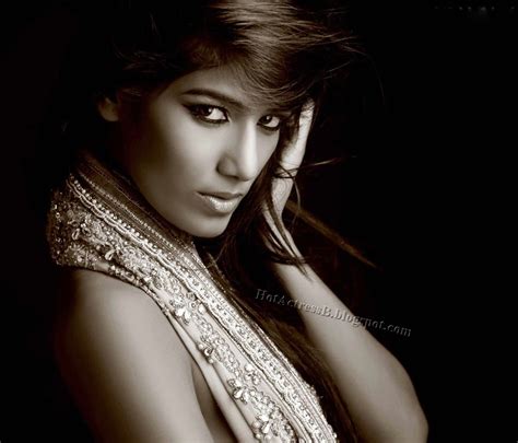 Hot Actress Pictures Poonam Pandey Hot Twitter Pics