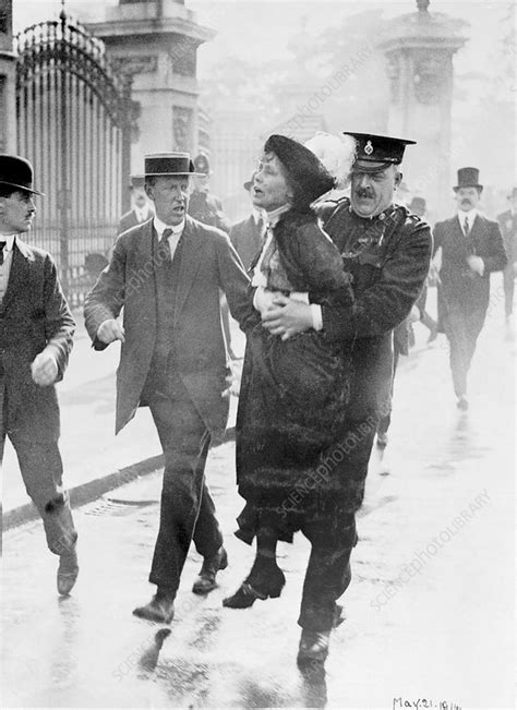 Emmeline Pankhurst Arrested Buckingham Palace London 1914 Stock