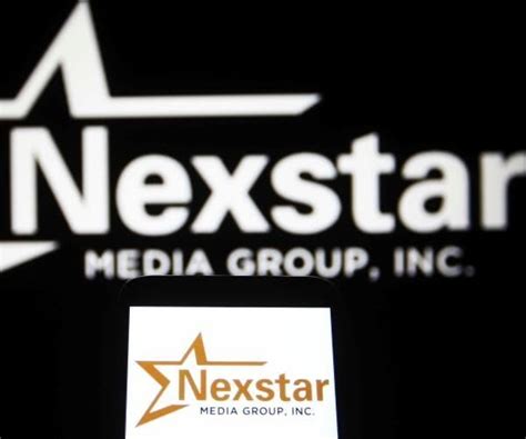 Nexstar To Acquire 75 Of The Cw Network