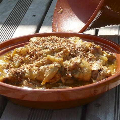 Couscous maison traditionnel à lagneau et au poulet