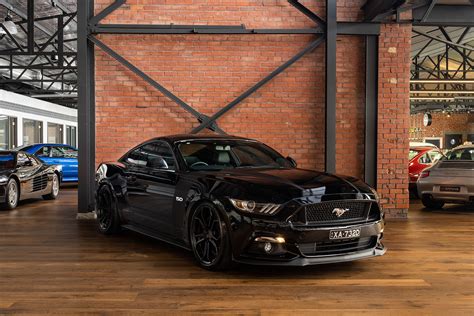 Ford Mustang Gt Fastback Auto Richmonds