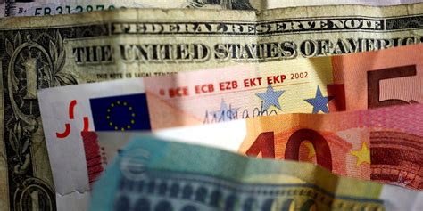 U S Dollar Rises On Economic Outlook Wsj