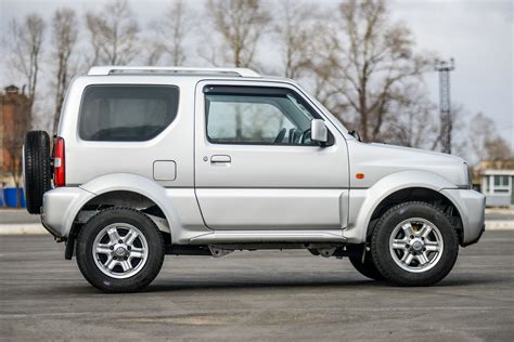 фото Jimny 0.7 правый руль и Jimny 1.3 левый руль — Suzuki Jimny (1G ...