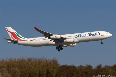 Srilankan Airlines Airbus A R Adc Photo Netairspace