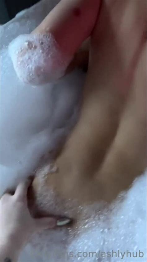 Tana Mongeau Bathtub Blowjob Video Leaked