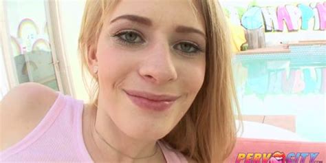 Allie James Tries Anal Sex With Mandingo Tnaflix