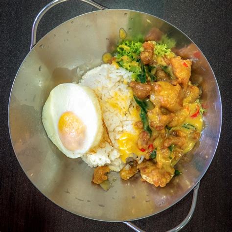 Best Salted Egg Yolk Chicken In Singapore R Singapore