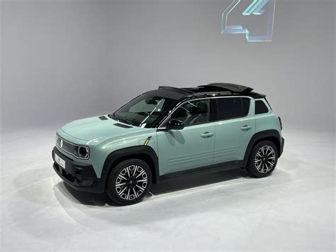 De Citadine Populaire à Suv Chic Voici La Nouvelle Renault 4 En Direct Du Salon De Paris 2024