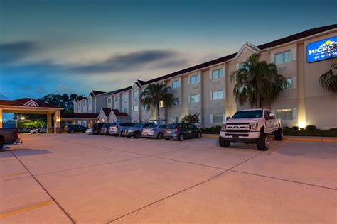 Microtel Inn & Suites by Wyndham Lady Lake/The Villages | Lady Lake, FL Hotels