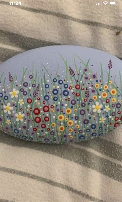 35 Super Colorful Flower Painted Rocks For Inspiration Artofit