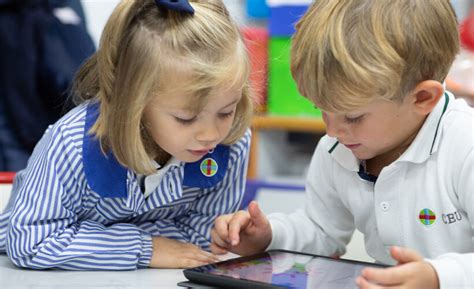 Educar en el buen uso de la tecnología un reto compartido por familias