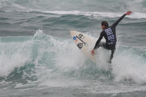 El surf adaptado debuta con éxito en Las Palmas de Gran Canaria