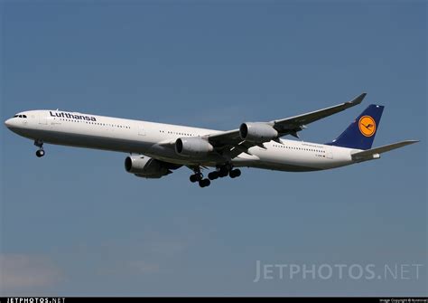 D AIHQ Airbus A340 642 Lufthansa Krzysztof Kaczala JetPhotos