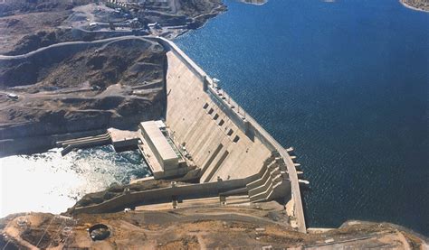 Embalse de Piedra del Águila Represa de Piedra del Águila