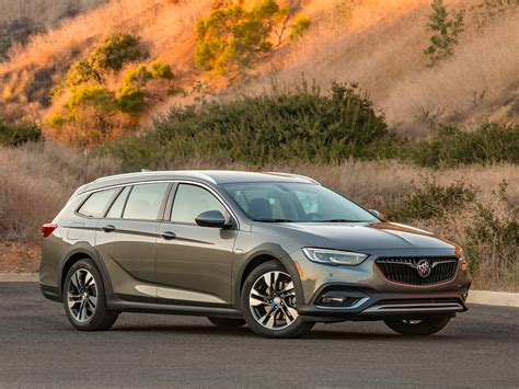 Best Used Luxury Wagons Under Kelley Blue Book