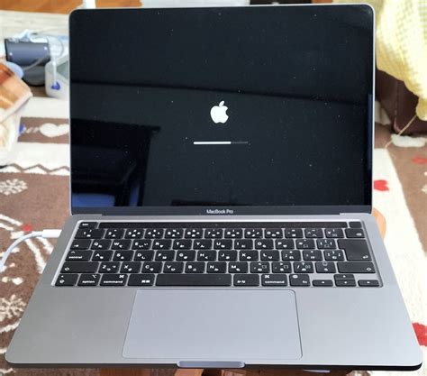 全体的に状態が悪いApple MacBook Pro 13 inch 2020 A2338 M1 MJ123J A スペースグレイ