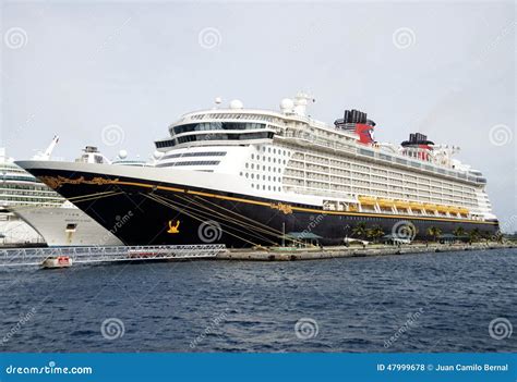 Disney Cruise In The Bahamas Editorial Stock Photo Image Of Nassau