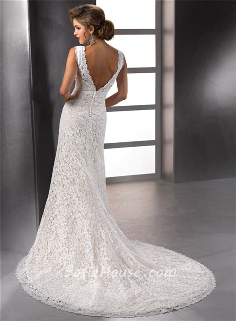 Sexy Mermaid Scalloped Deep V Neck Vintage Lace Empire Wedding Dress