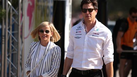 Red Bull F1 Boss Christian Horner Slams Toto Wolff In Astonishing X