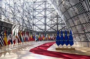 Los líderes de la Unión Europea acuerdan establecer un Fondo Fiduciario