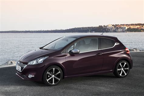 PEUGEOT 208 XY Specs & Photos - 2013, 2014, 2015 - autoevolution