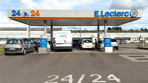 E Leclerc vendra du carburant à prix coûtant dès vendredi Système U