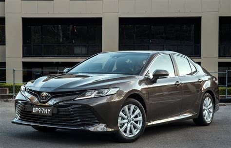 Toyota Camry 2017 Reviews Technical Data Prices