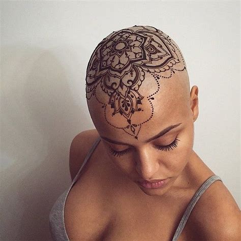 26 Striking Henna Designs That Will Leave You Breathless Henna Tattoo Designs Head Tattoos