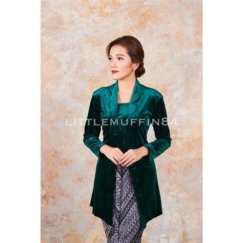 Jual LURIK Kebaya Dan Sorjan Kebaya Nita KEBAYA BLUDRU POLOS KUTUBARU