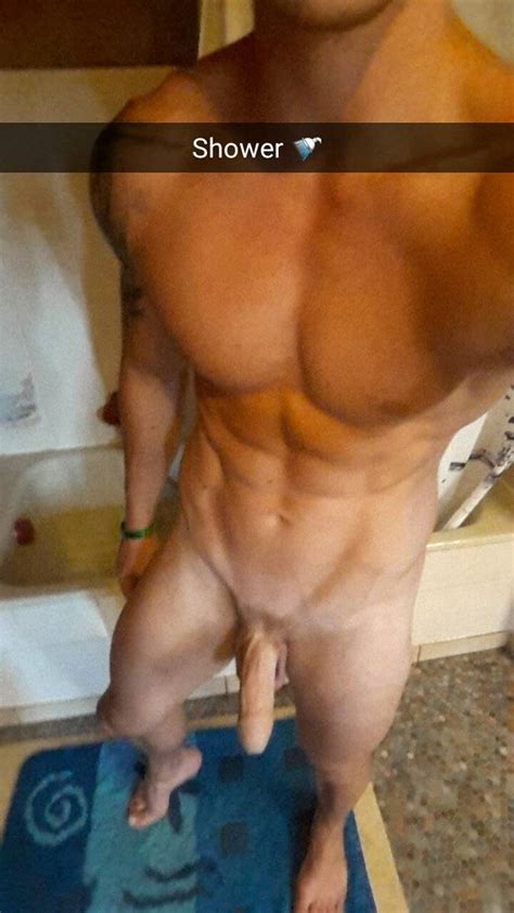 Chris Loan Naked Twitter Selfie Scrolller