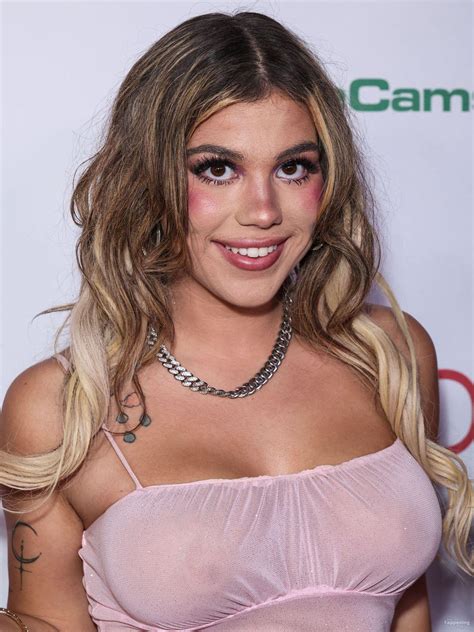 Lilith Grace Flashes Her Nude Tits At The 2026 AVN Awards Nominations Party 3 Photos