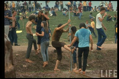 21 Fotos Que Mostram O Quão Incrível Foi O Woodstock Mega Curioso