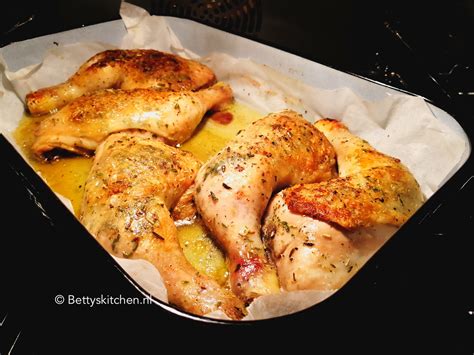 Gegrilde Kippenbouten Uit De Oven Recept Betty S Kitchen