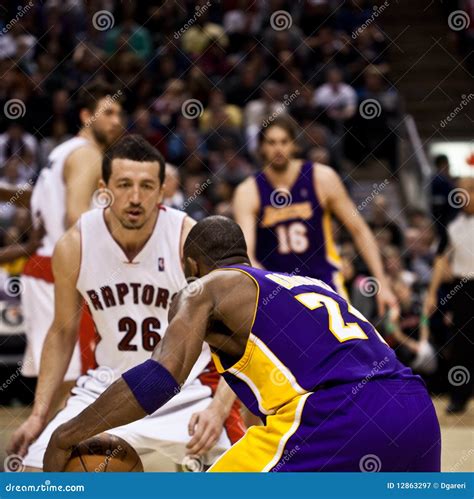 Toronto Rapters Contra Los Ngeles Lakers Fotograf A Editorial Imagen