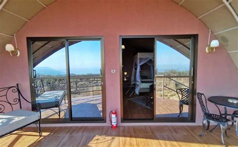 Ngorongoro Safari Lodge | Monkey Adventures