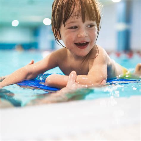 Babyschwimmen Kleinkinderschwimmen Anfängerschwimmen Seepferdchen