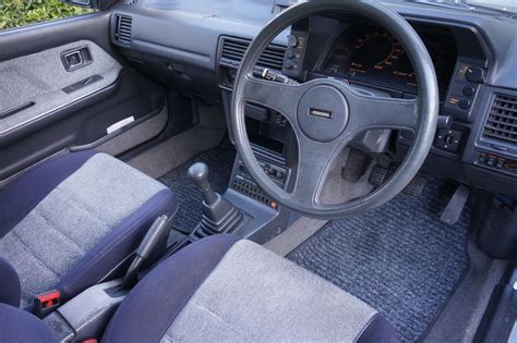 Nathans Mazda 323 Deluxe