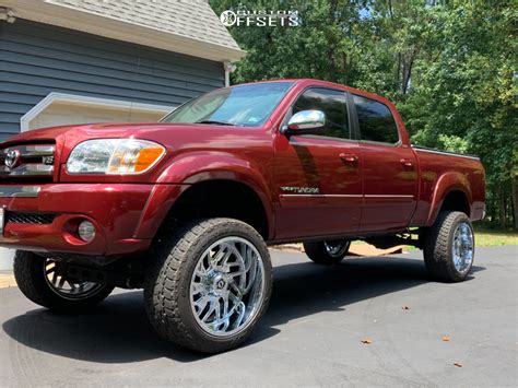 Toyota Tundra Wheel Offset Aggressive Outside Fender