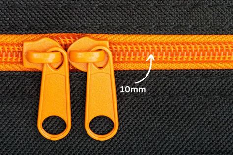 measure zipper size    measuring stuff