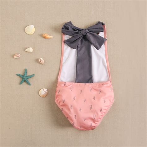 Bikini De Ni A En Color Coral Con Estampado De Rayos Grises Dadati