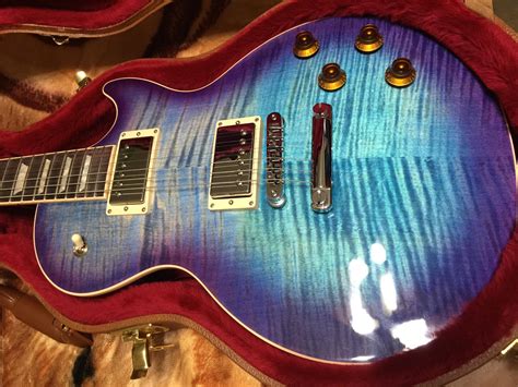 2017 Gibson Les Paul Standard In Blueberry Burst Jus Arrived At My Door Today Happy New Guitar