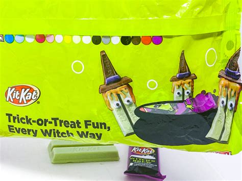 Tales of the Flowers: Halloween Treats - Witch's Brew Kit Kat