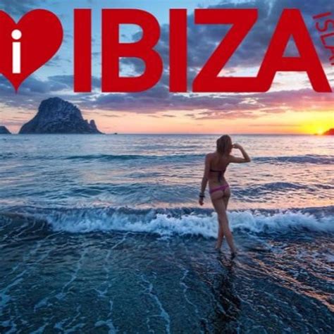 Hot Sexy Aviella Winder Bikini Pics